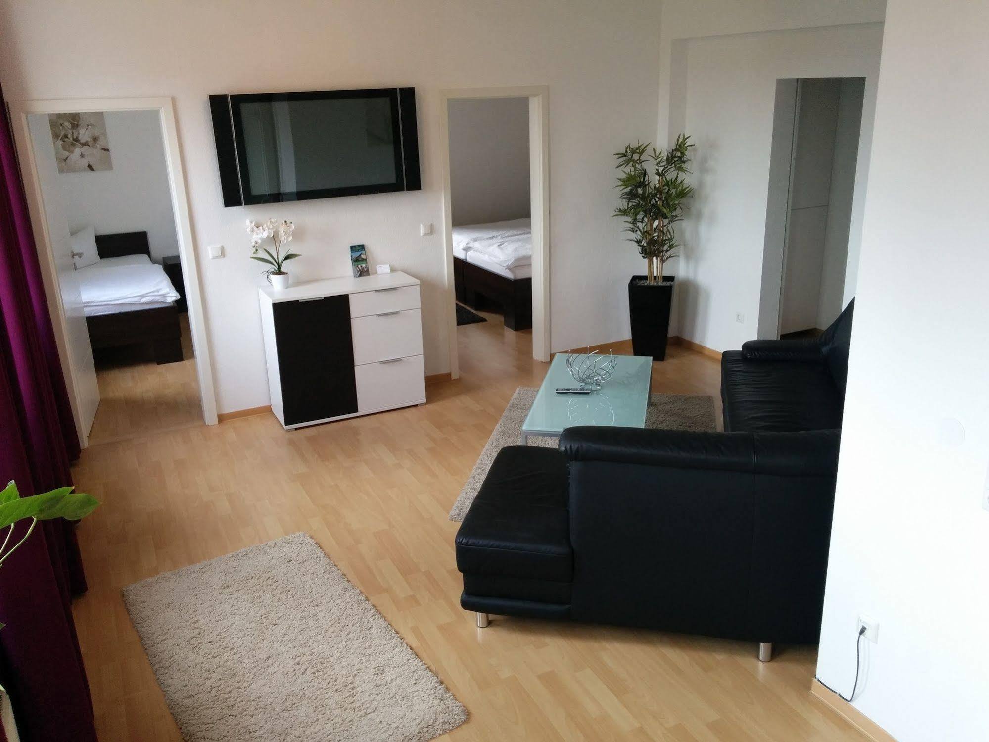 Boardinghouse - Stadtvilla Budget Швейнфурт Экстерьер фото